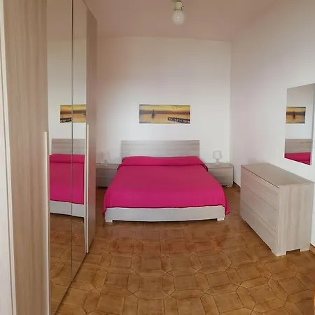 Apartment Fronte Mare Torre Lapillo